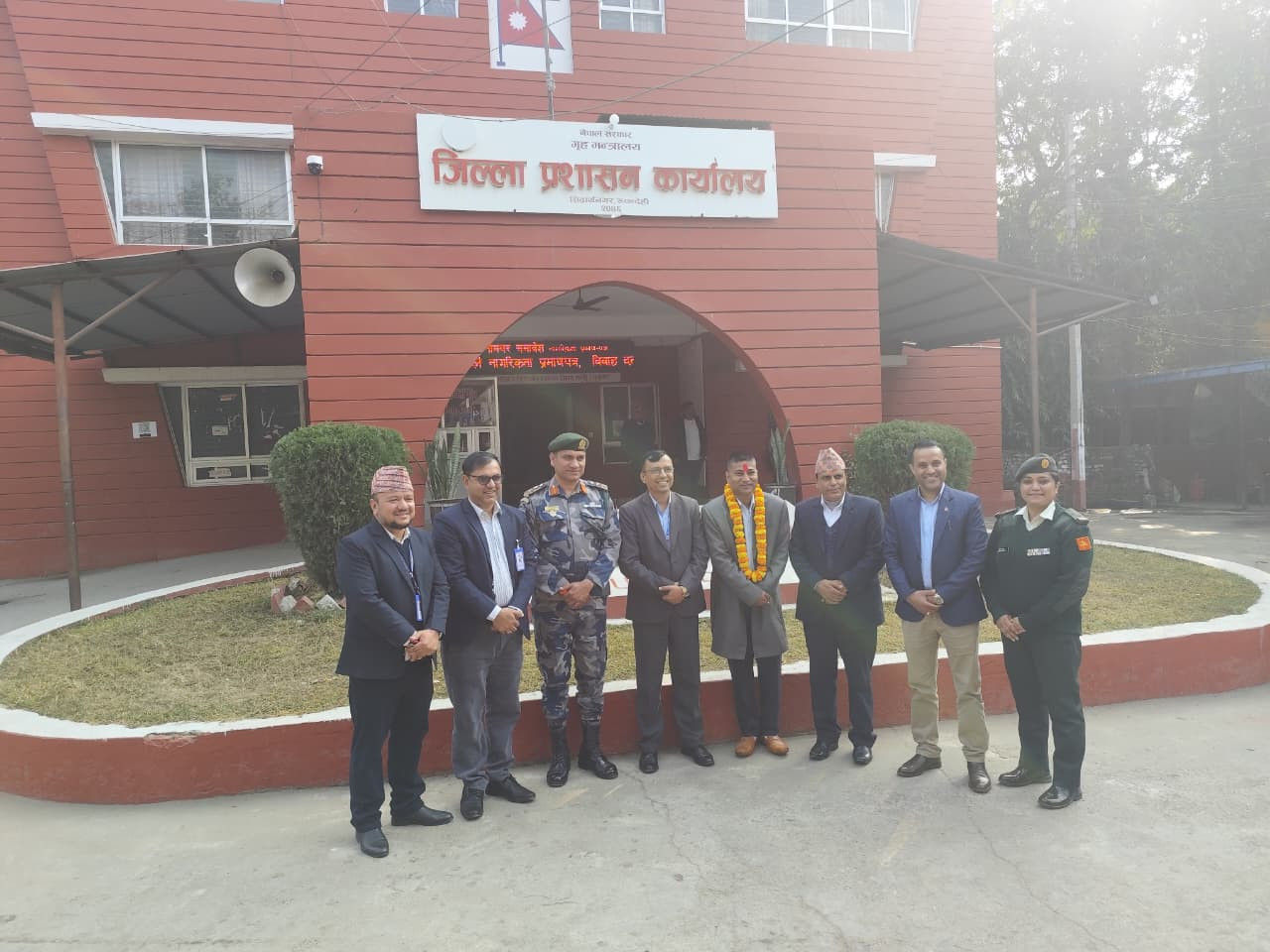 प्रहरी उपरीक्षक प्रदिप बहादुर क्षेत्रीज्यूको विदाईको तस्विर